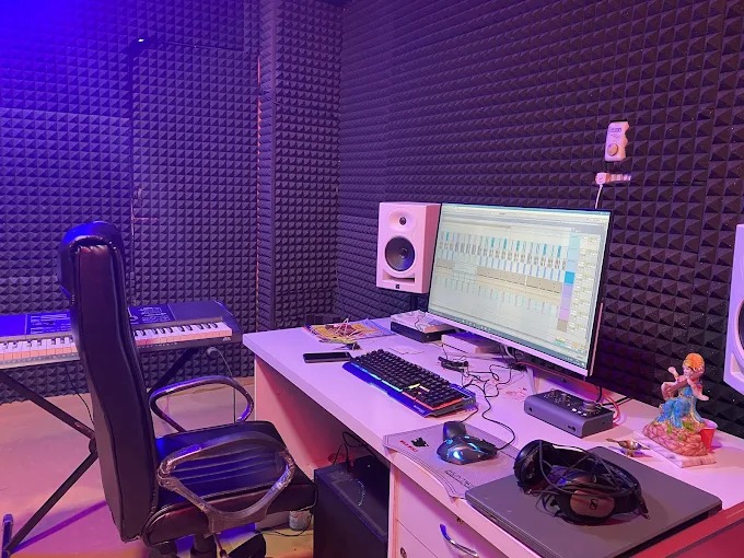 Studio Image 5